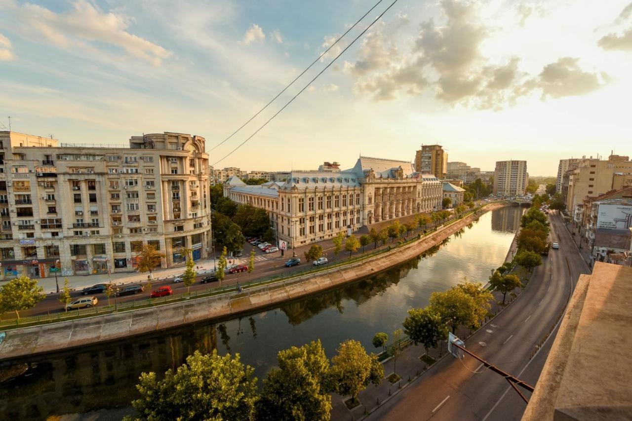 Baroque Splendor: Breathtaking Views & Design Apartment Bucureşti Exterior foto